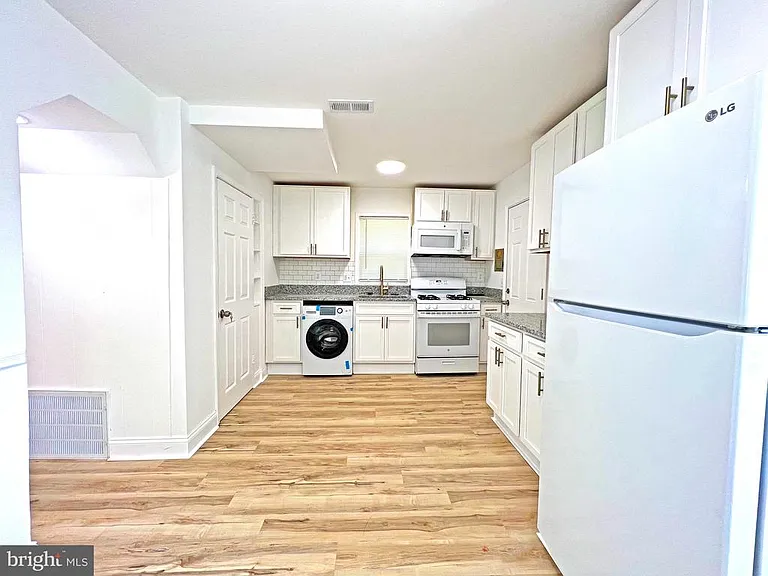 7009 Hawthorne St — Photo 27
