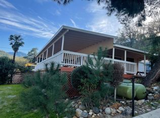 44577 Dinely Dr, Three Rivers, CA 93271