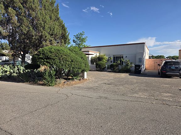 2nd image of 310 Horizon Vista Blvd