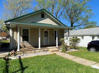 211 Forest Cir, South Charleston, WV 25303