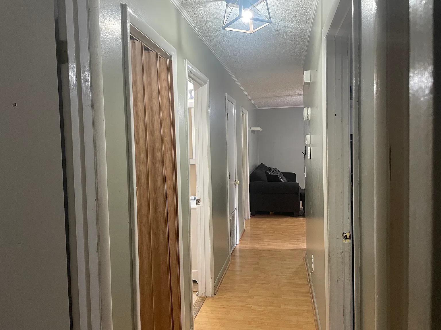 3 bed, 982 sqft, $1,100 — Photo 4