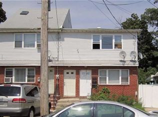 21817 137th Rd, Springfield Gardens, NY 11413