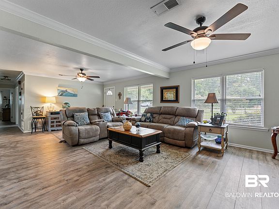 3rd image of 32794 Antietam Rd