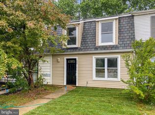 22 Villanova Ct, Sicklerville, NJ 08081