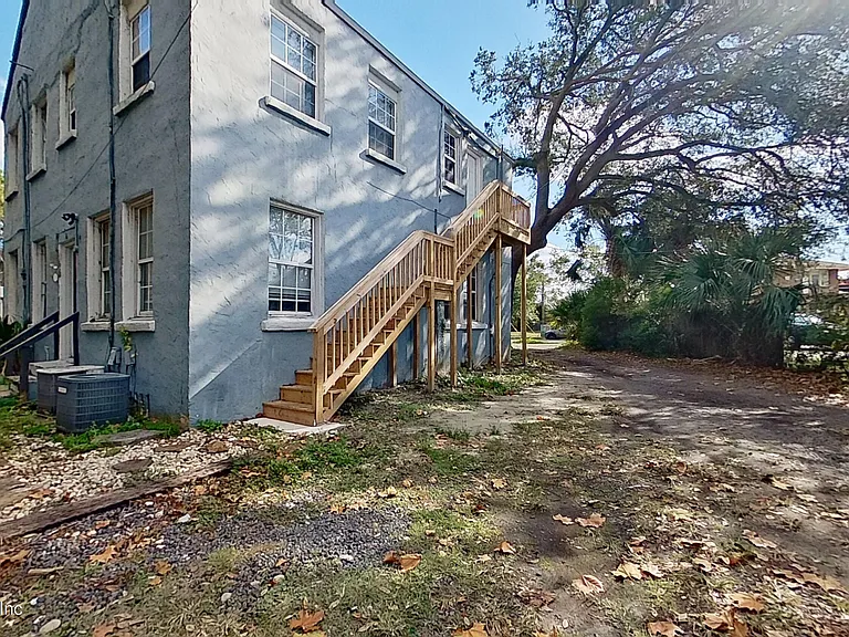 2671 Forbes St #B — Photo 15