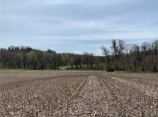 18747 242nd Rd, Atchison, KS 66002