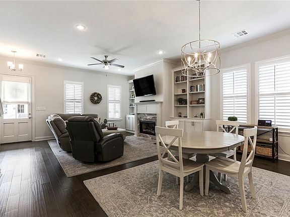 5th image of 2376 Bradbury Pl