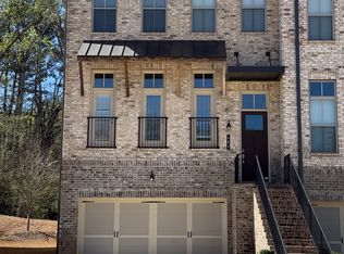 683 Avondale Creek Dr, Decatur, GA 30032