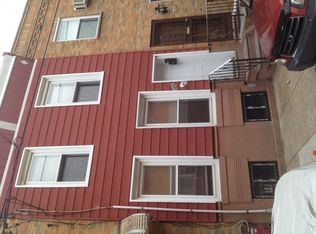 1633 S Chadwick St, Philadelphia, PA 19145