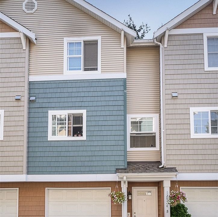 1st image of 12524 B 26th Ave NE