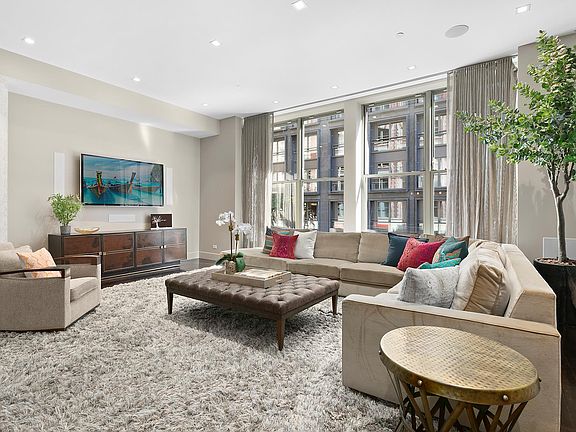 2nd image of 144 W 18th St APT 2E