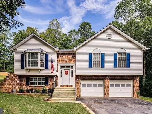 4800 Blueberry Dr, Brandywine, MD 20613