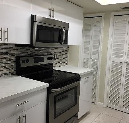 3rd image of 5501 NE 25th Ave APT 6