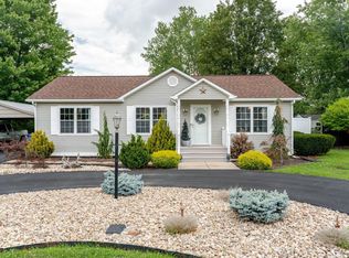 302 14th St, Grottoes, VA 24441