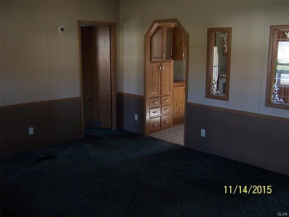 5th image of 3875 Banyan Dr