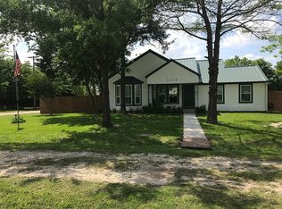 5330 King St, Greenville, TX 75402