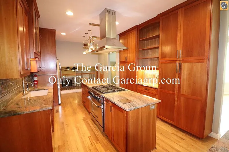 4 bed, 3.0 bath, 3143 sqft, $5,250 — Photo 3