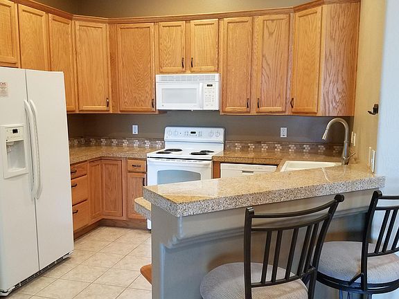 5th image of 16514 E Westwind Ct