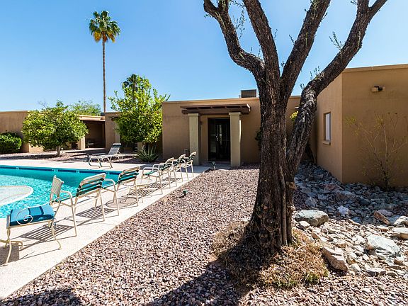 2nd image of 16807 E GUNSIGHT Drive #B6