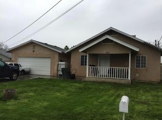 1582 W Harvey Ave, Fresno, CA 93728