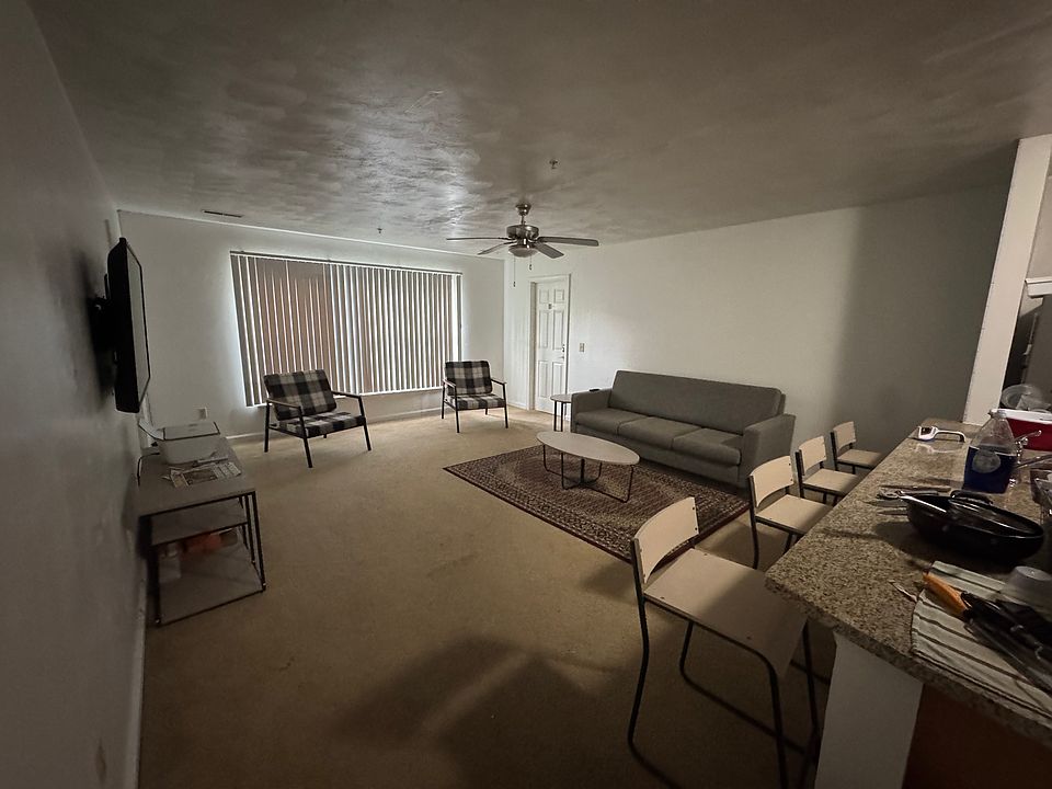 1st image of 1201 Patrick Henry Dr APT A