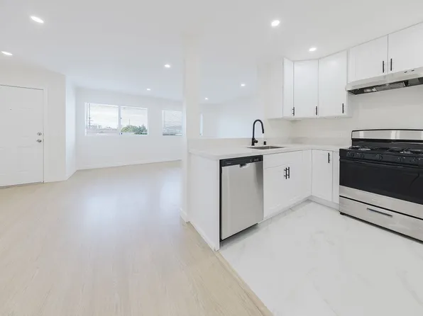 620 S Lake St APT 203, Burbank, CA 91502