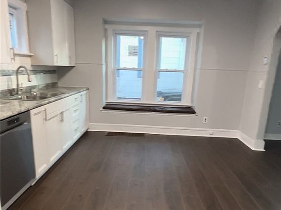 2nd image of 3383 W 98th St