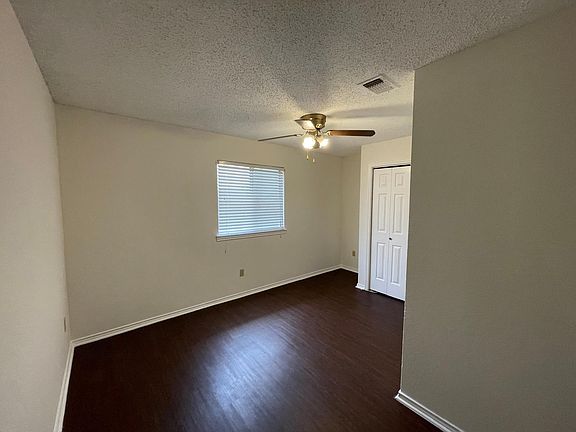 5th image of 632 S Rogers Rd