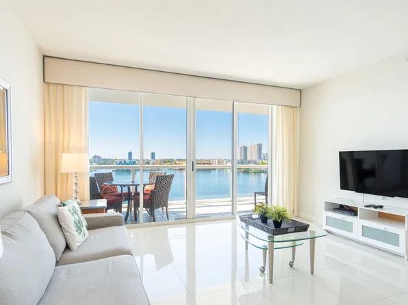 17050 N Bay Rd, North Miami Beach, FL