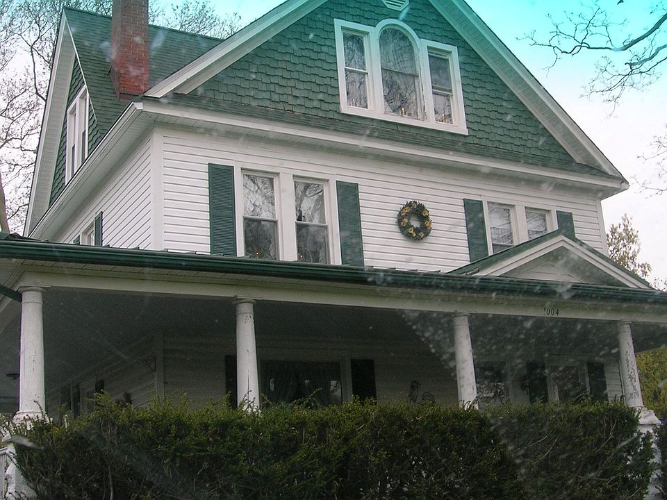 Front of house 