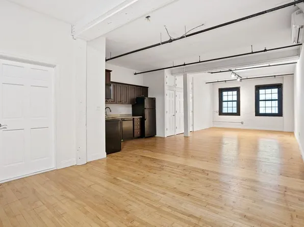 135 Plymouth St APT 304A, Brooklyn, NY 11201