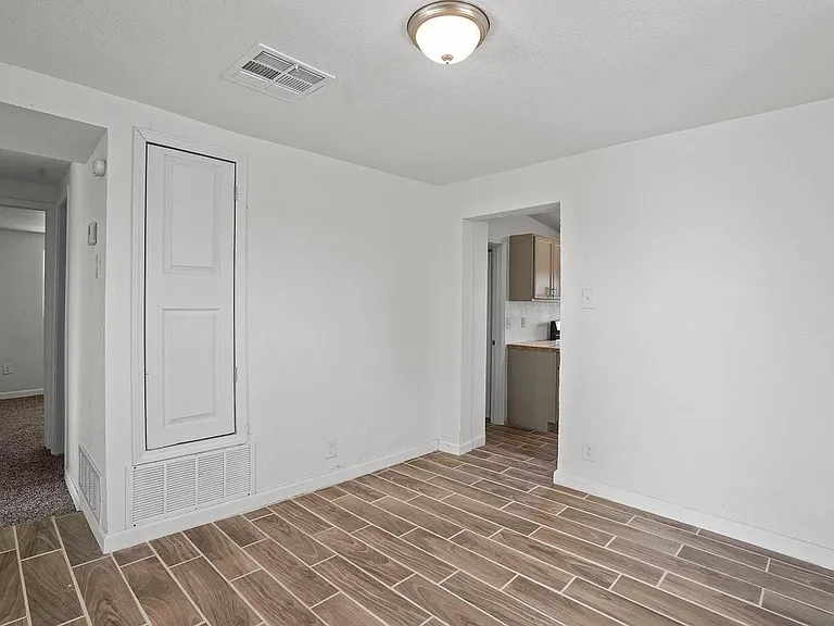 206 Sofia Pl — Photo 4