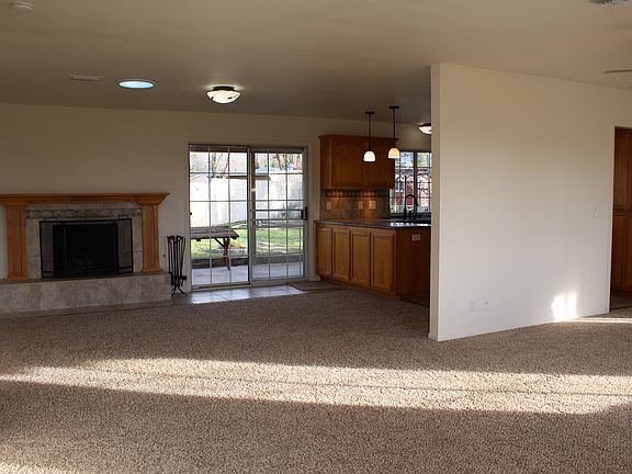 3rd image of 35858 89th St E