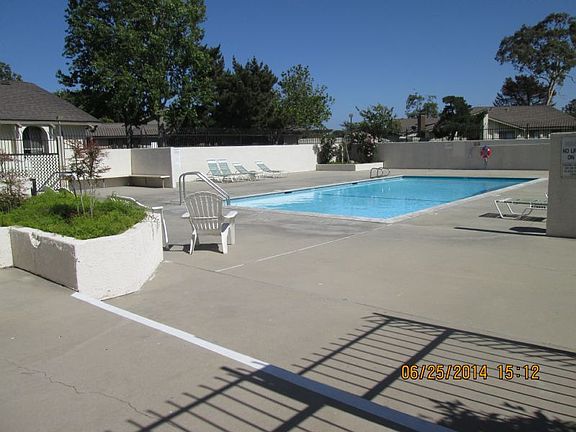 3rd image of 702 Holly Ave