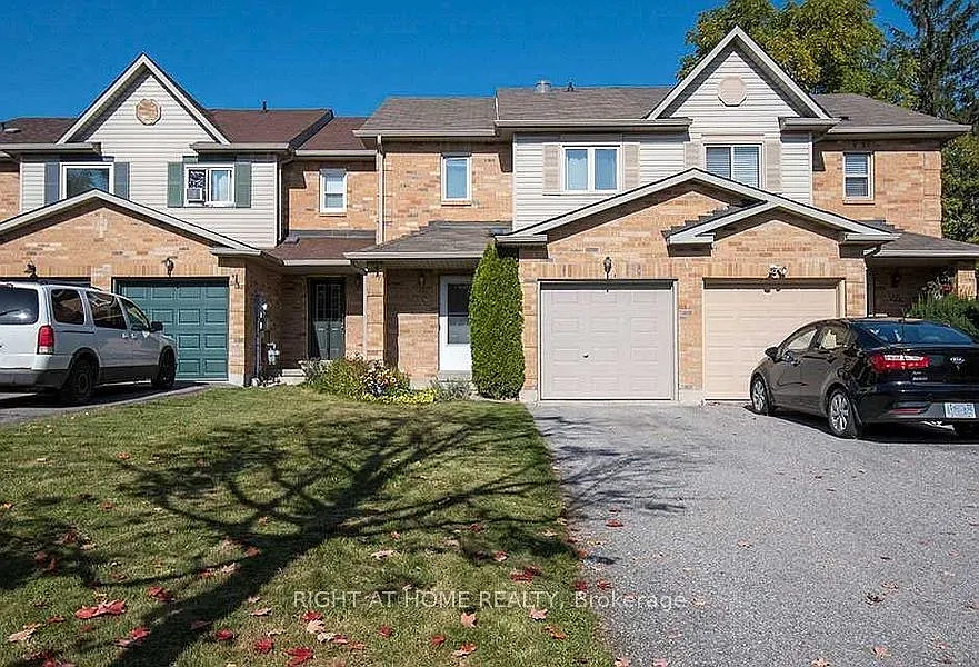 4 bed, $2,795 — Photo 2