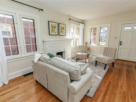 4th image of 2561 Berk St