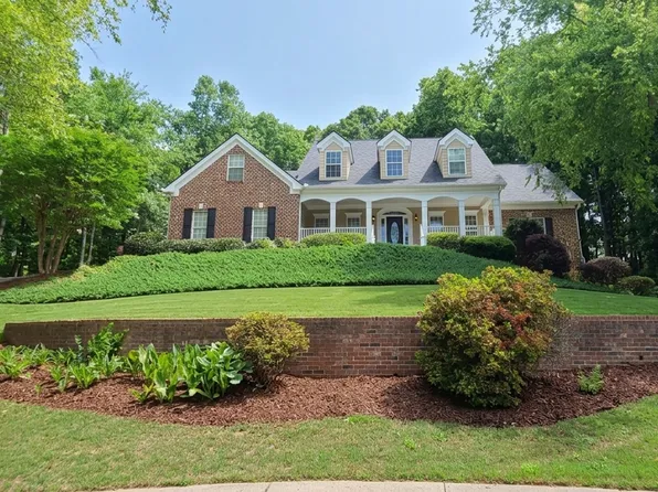 606 Lakeshore Ct, Monroe, GA 30655