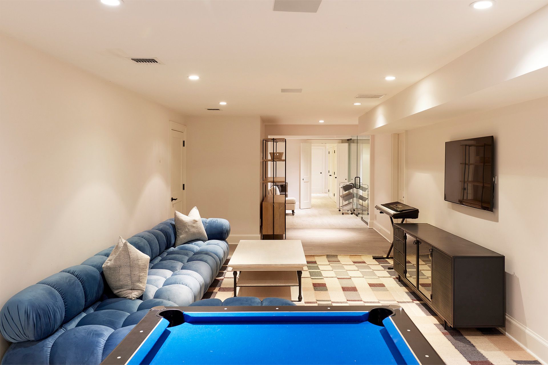 1 Fernwood Dr, Wainscott, NY 11975 Out East