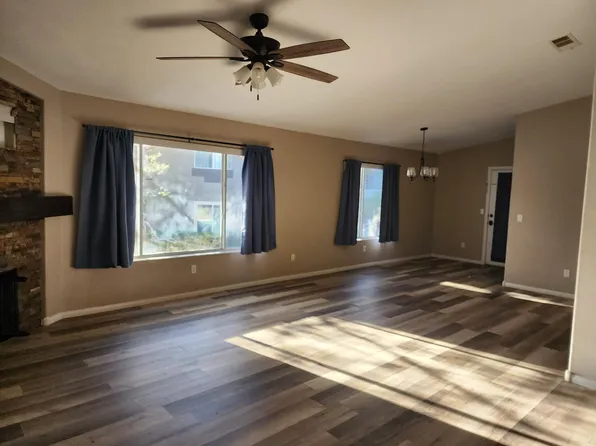 700 Capri Dr APT 24C, Boulder City, NV 89005