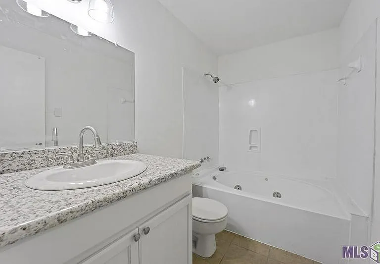 5242 Butter Creek Ln — Photo 4