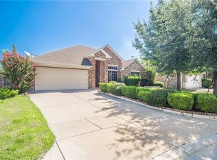 7040 San Luis Trl, Fort Worth, TX 76131