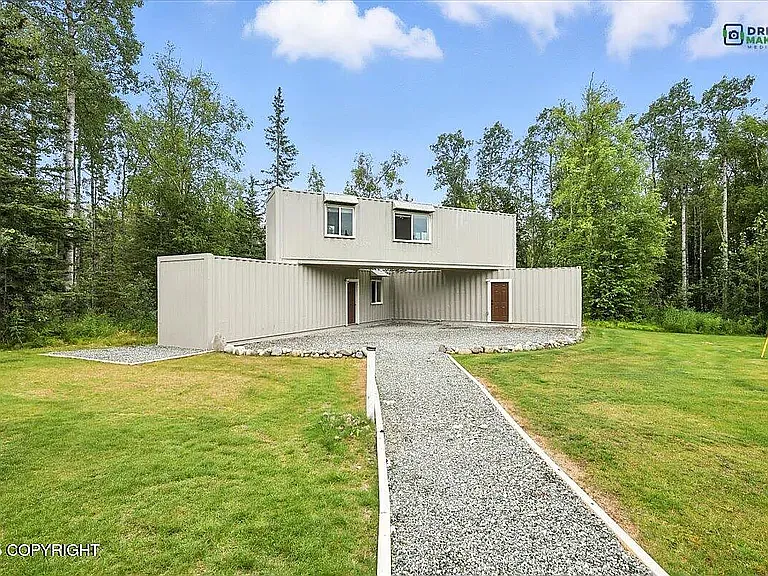 6025 N Engstrom Rd — Photo 4