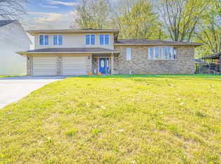 1008 Village Ct, Henderson, KY 42420