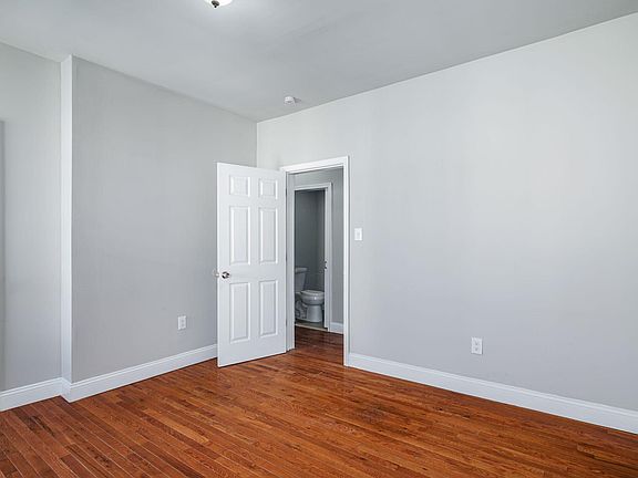 5th image of 1727 N Marston St