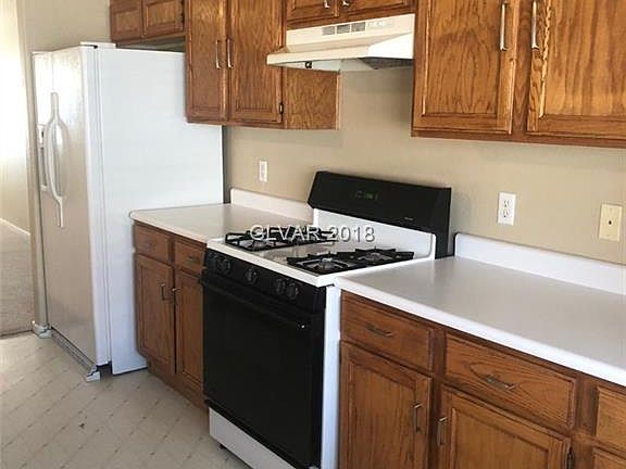 4th image of 3730 Saint Phillip Ct