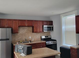 210 N 54th St FLOOR 3, Philadelphia, PA