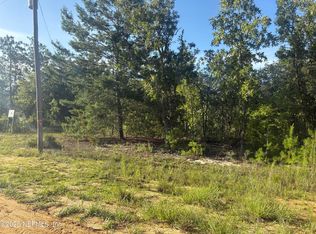 209 Acacia Dr, Interlachen, FL 32148