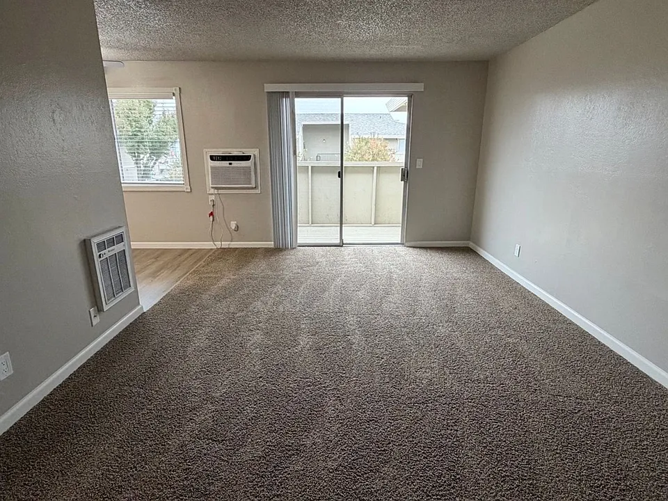 Oasis Apartments