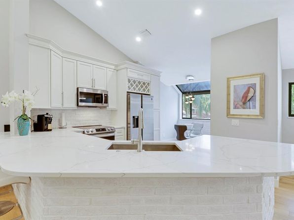 104 Sea Oats Dr APT G