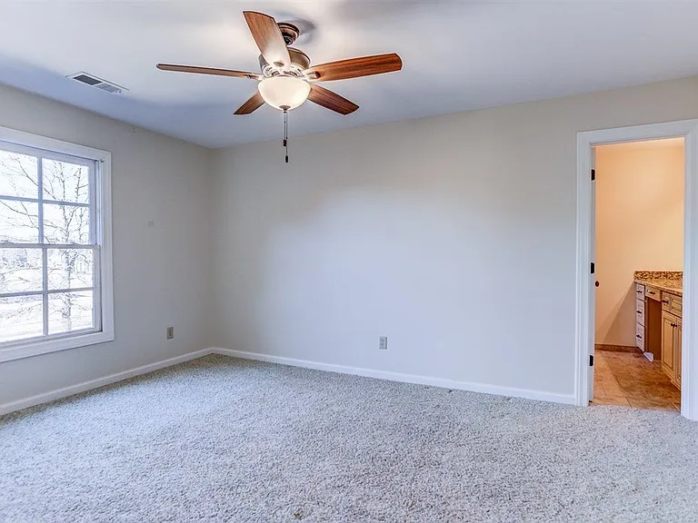 1690 Totty Ln — Photo 32